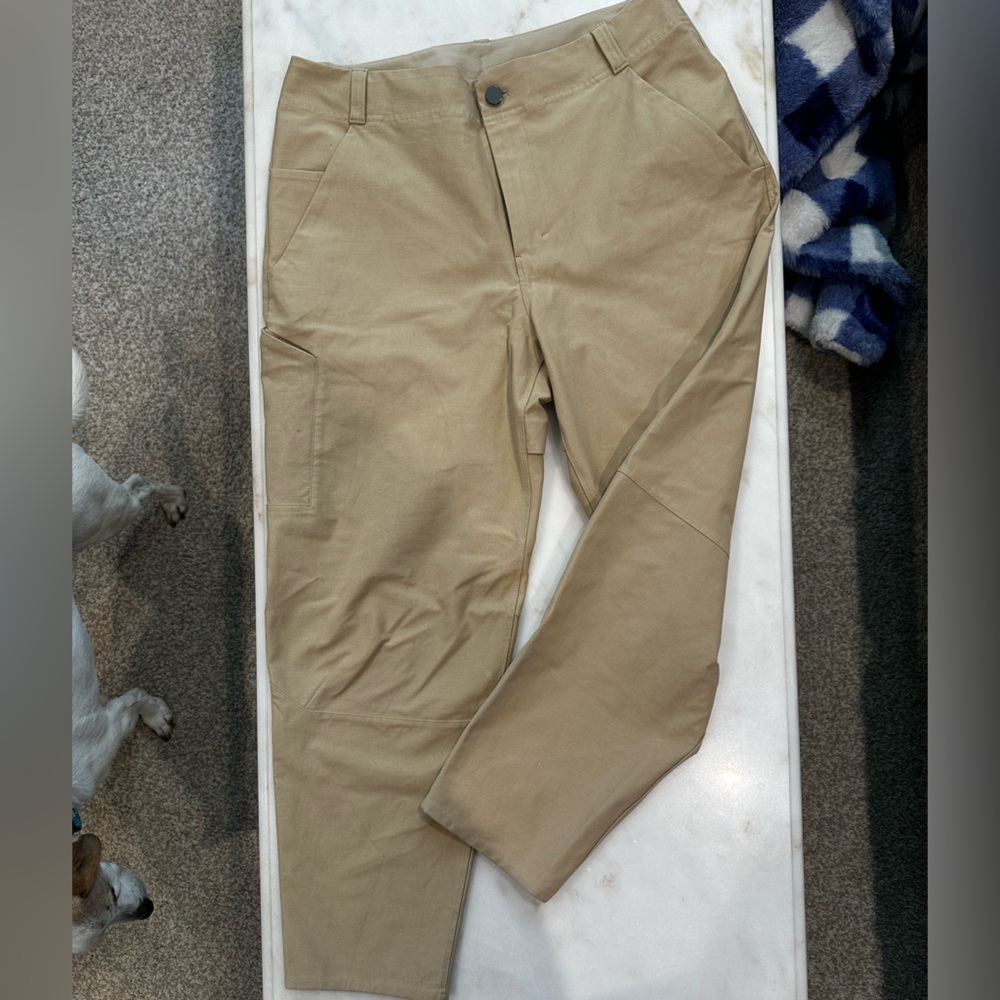 lululemon athletica Men's Khaki Chinos
